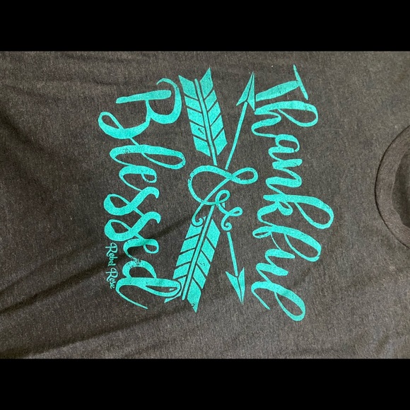 Thankful & blessed tee - Picture 3 of 3